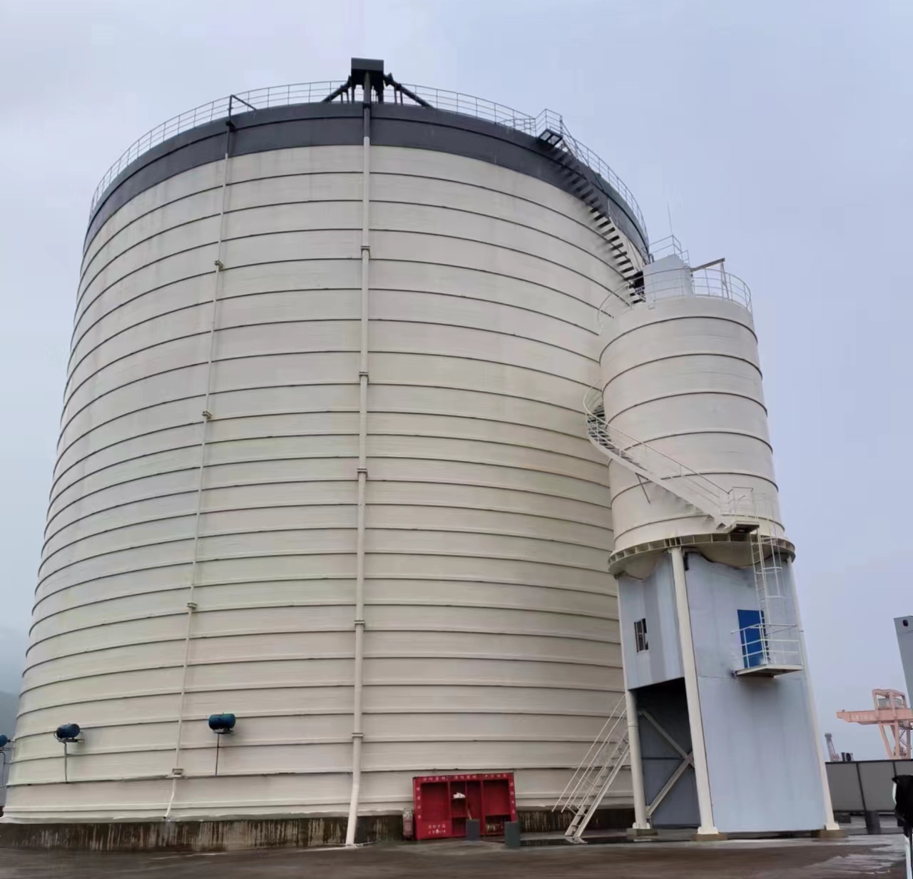 武陵源10万吨水泥钢板库